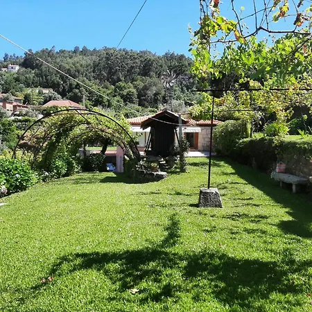 Casa Da Boa Fonte By Casa Da Travessa 別荘 ポンテ・デ・リマ